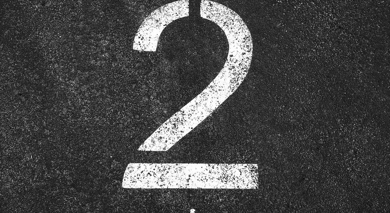 Parking przy lotnisku – strzeżony czy dozorowany? Parking przy lotnisku – strzeżony czy dozorowany?